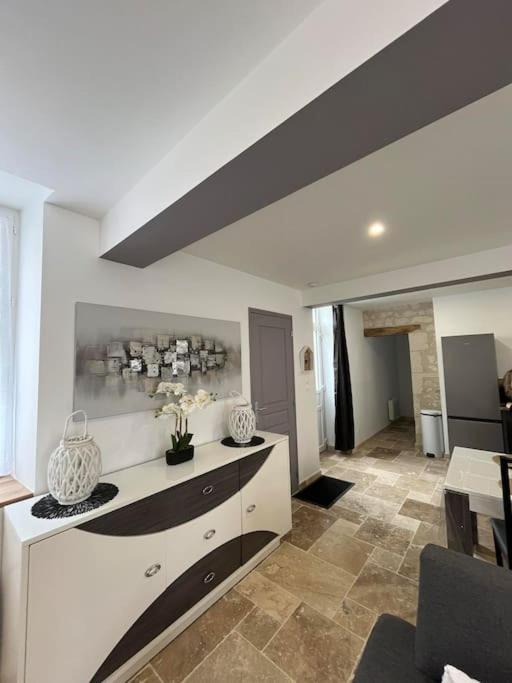 Charmante Maison De Bourg Cosy Acces Wifi Sepmes Exterior photo